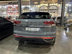 ڤۆڵکسواگن ئەتڵەس کرۆس سپۆرت